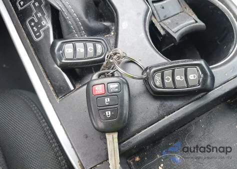 2015 Toyota Camry Le из США, поврежденный, VIN 4T4BF1FK4FR497630